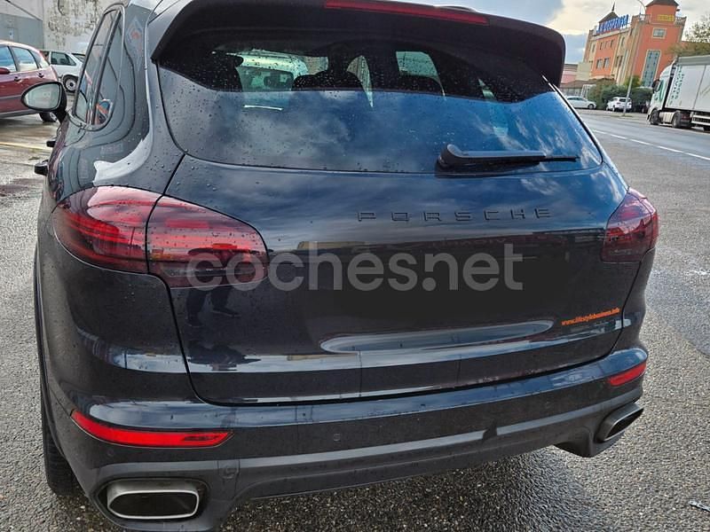 Usado Porsche Cayenne Platinum Edition 262 CV (192 kW) 2017 Negro SUV