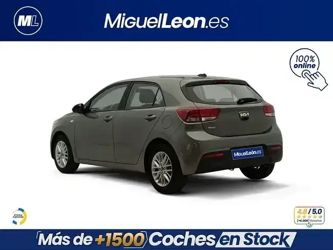 Usado Kia Rio 100 CV (73 kW) 2023 Marrón