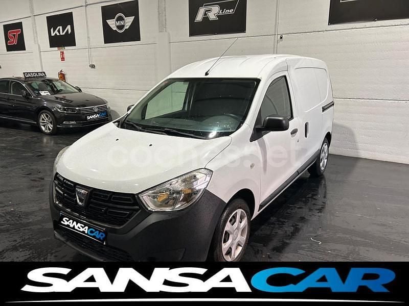 Usado Dacia Dokker Essentiel 95 CV (69 kW) 2020 Blanco Monovolumen