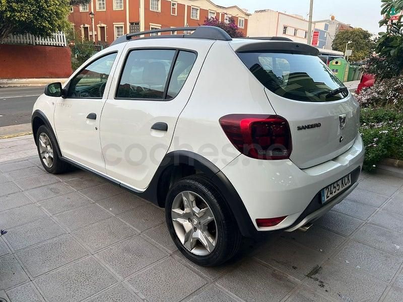 Usado Dacia Sandero Stepway 90 CV (66 kW) 2017 Blanco Berlina