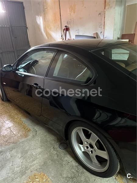 Usado BMW 320 177 CV (130 kW) 2007 Negro Coupe