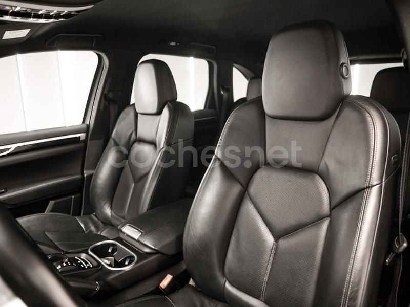 Usado Porsche Cayenne 262 CV (192 kW) 2016 Rojo SUV