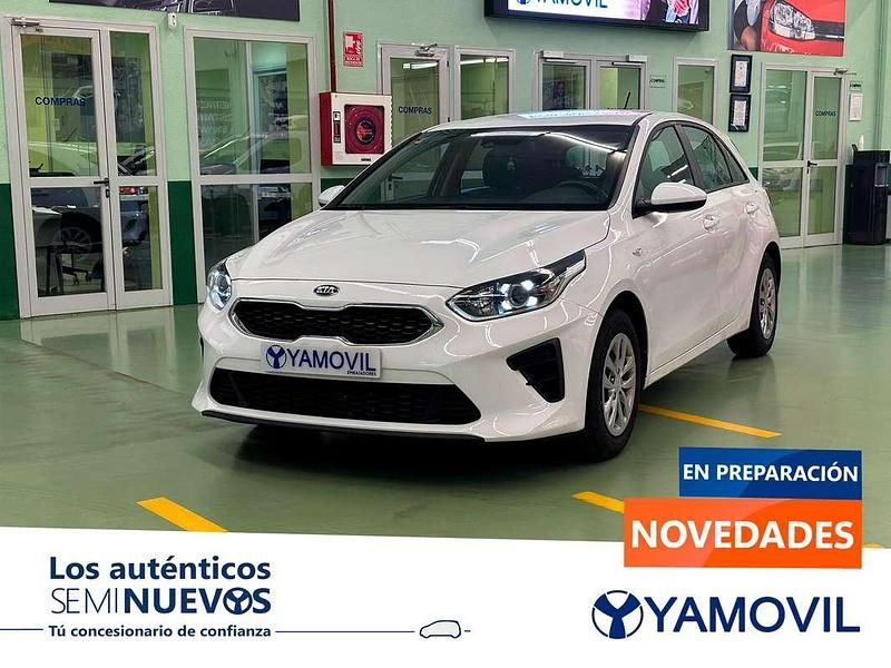 Usado Kia Ceed 101 CV (74 kW) 2018 Blanco Utilitario