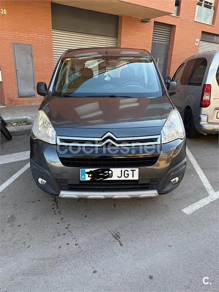 Usado Citroën Berlingo Seduction 92 CV (67 kW) 2015 Negro Monovolumen