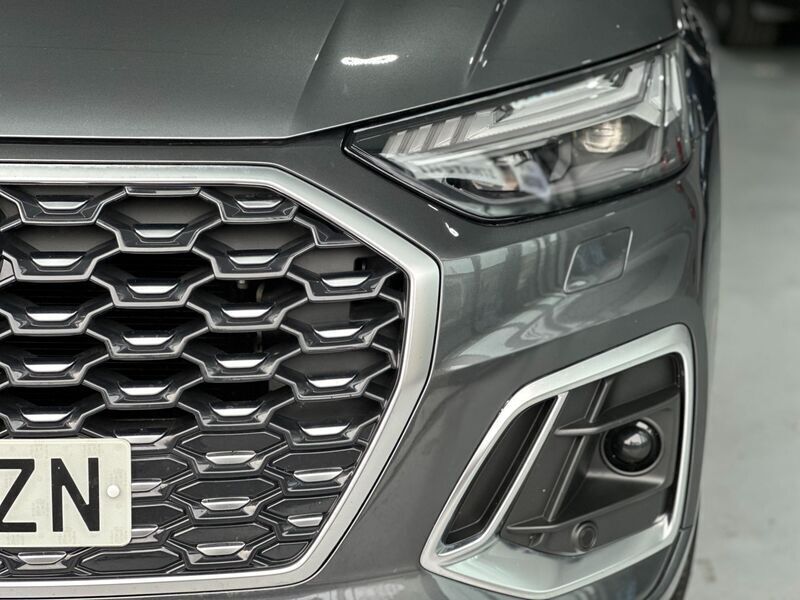 Gris Usado 2022 Audi Q5 Sportback S-Line SUV | 49.800 € - Imagen 1/4