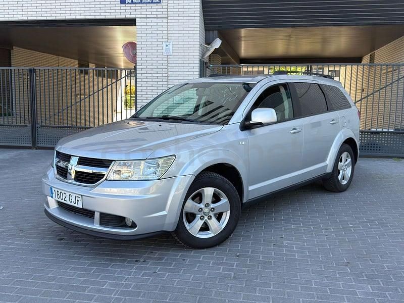 Usado Dodge Journey SE 140 CV (102 kW) 2008 Gris / plata SUV