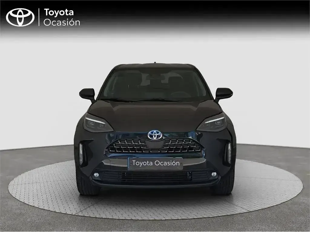 Usado Toyota Yaris Cross Style 116 CV (85 kW) 2022 Negro SUV