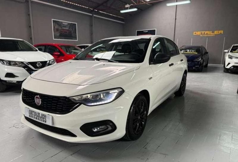 Usado Fiat Tipo Lounge 95 CV (69 kW) 2020 Blanco Utilitario