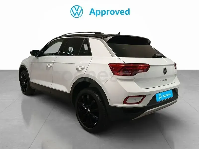 Usado VW T-Roc 110 CV (80 kW) 2024 Blanco SUV