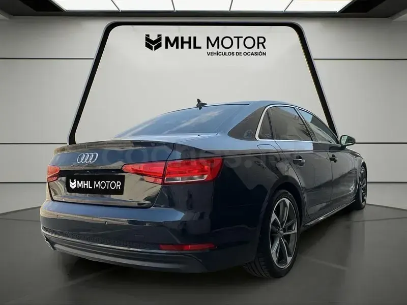 Usado Audi A4 S-Line 190 CV (139 kW) 2017 Azul Berlina