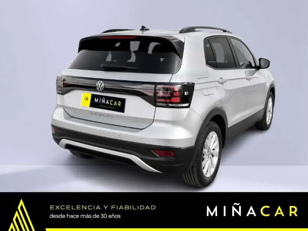 Usado VW T-Cross Advance 110 CV (80 kW) 2021 Gris SUV