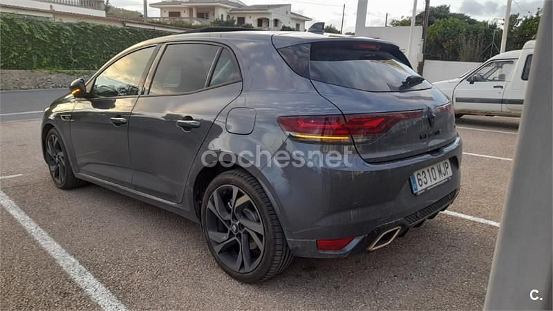 Usado Renault Megane E-Tech 160 CV (117 kW) 2023 Gris / plata Berlina
