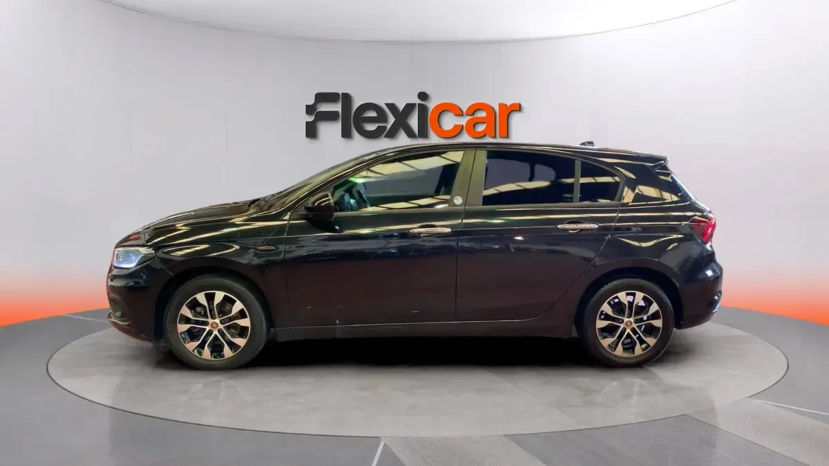 Usado Fiat Tipo Mirror 95 CV (69 kW) 2020 Negro Berlina