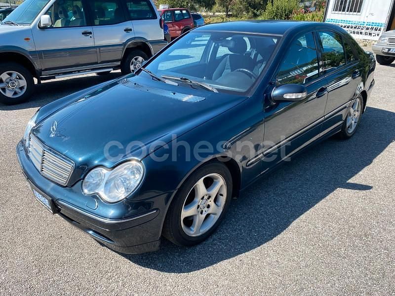 Azul Usado 2003 Mercedes C220 Avantgarde Berlina | 3500 € (Precio justo) - Imagen 1/4