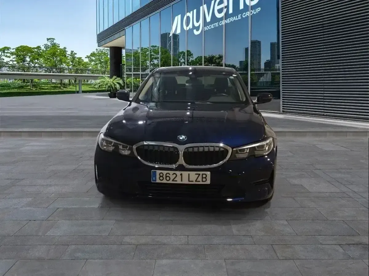 Usado BMW 318 150 CV (110 kW) 2022 Azul Berlina