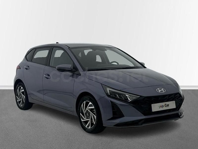 Usado Hyundai i20 100 CV (73 kW) 2025 Azul Berlina