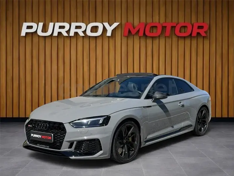 Usado Audi RS5 S-Line 450 CV (330 kW) 2018 Gris / plata Coupe