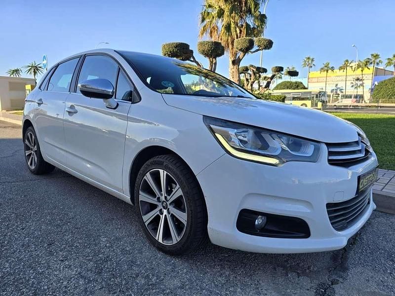 Blanco Usado 2016 Citroën C4 Feel Utilitario | 7900 € (Precio justo) - Imagen 1/4