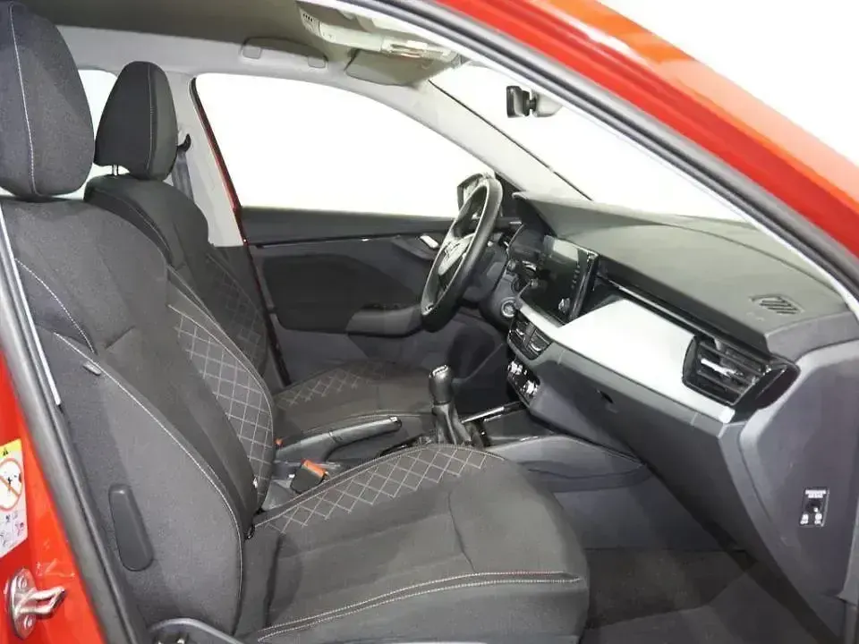 Usado Skoda Kamiq Ambition 150 CV (110 kW) 2023 Rojo SUV