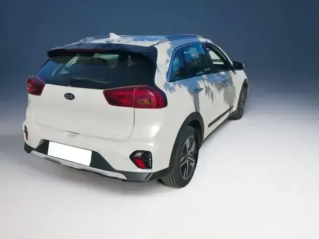 Usado Kia Niro 141 CV (103 kW) 2020 Blanco SUV