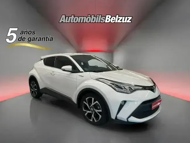 Käytetty Toyota C-HR Advance 184 HP (135 kW) 2022 Valkoinen Katumaasturi