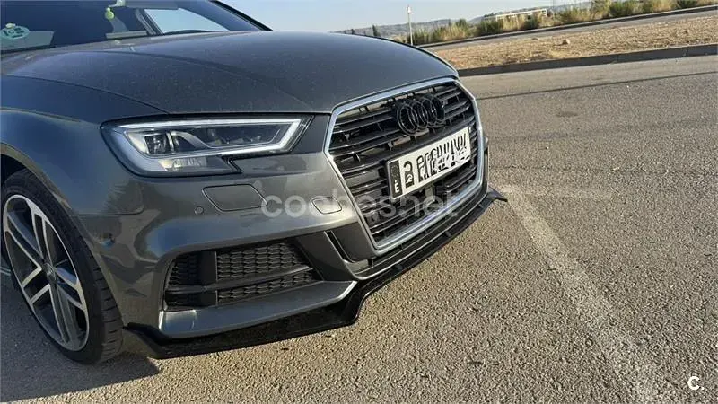 Usado Audi A3 S-Line 150 CV (110 kW) 2017 Gris / plata Berlina