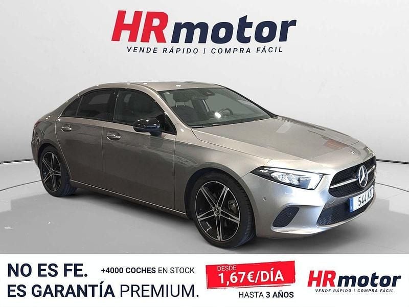 Usado Mercedes A200 163 CV (119 kW) 2019 Gris Berlina