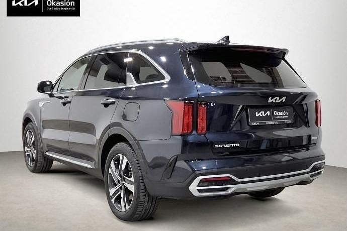 Usado Kia Sorento 265 CV (194 kW) 2023 Negro SUV