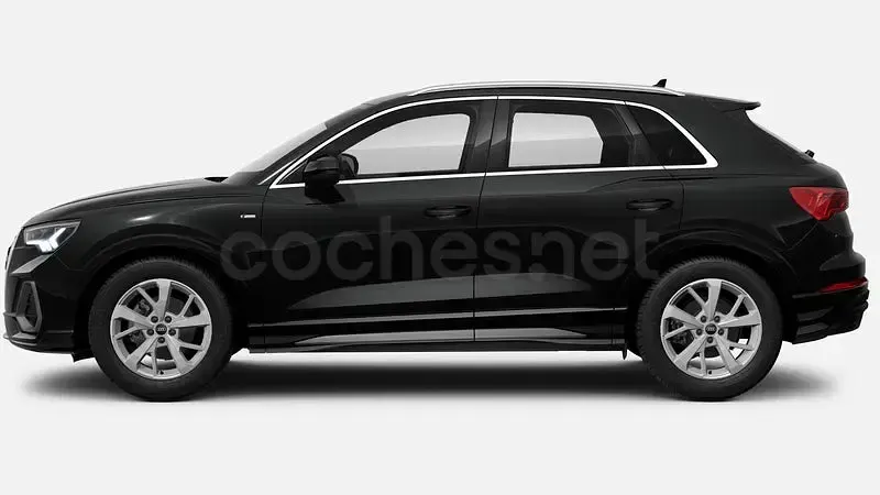 Usado Audi Q3 Ambiente 150 CV (110 kW) 2024 Negro SUV