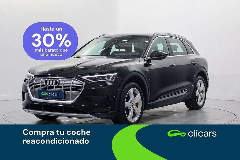 Usado Audi e-tron Advanced 300 kW (408 CV) 2022 Negro SUV
