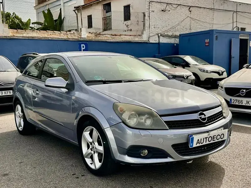 Usado Opel Astra GTC Energy 115 CV (84 kW) 2008 Gris / plata Berlina