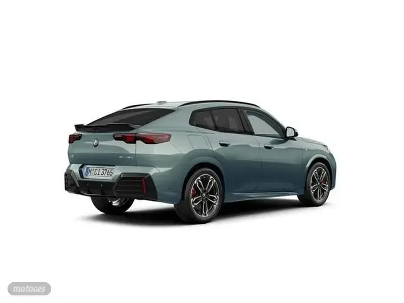 Usado BMW X2 Sport Line 150 CV (110 kW) 2025 Verde SUV