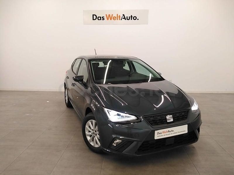 Usado Seat Ibiza Style 80 CV (58 kW) 2025 Gris / plata Utilitario