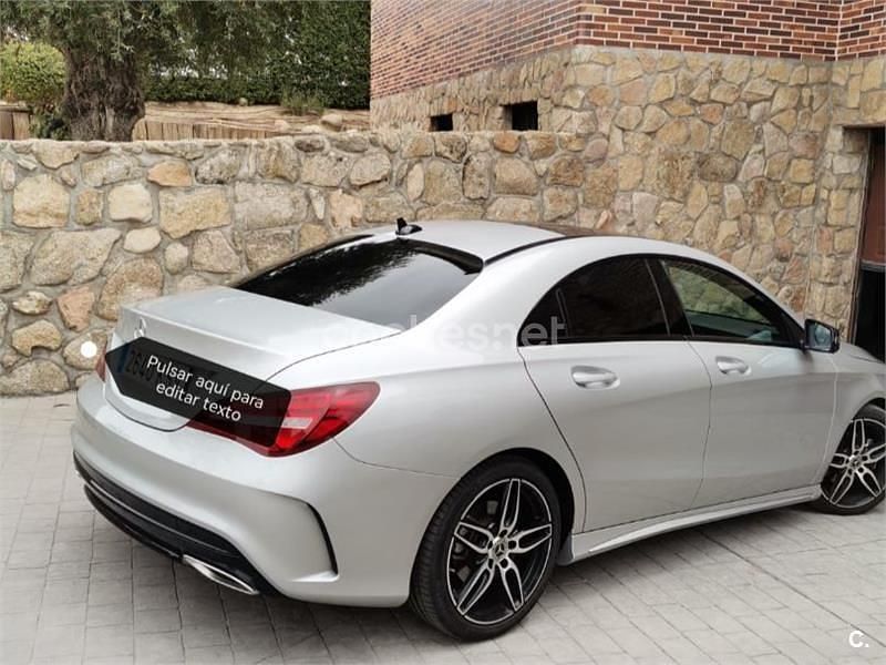 Usado Mercedes CLA200 156 CV (114 kW) 2019 Gris / plata Berlina