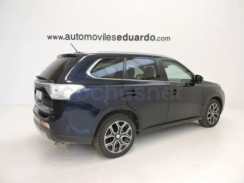 Usado Mitsubishi Outlander 150 CV (110 kW) 2015 Azul SUV