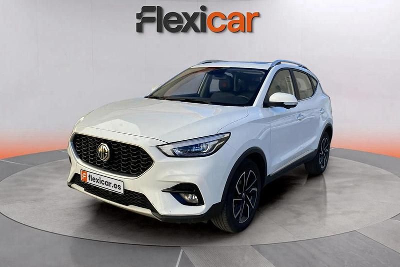 Usado MG ZS Luxury 111 CV (81 kW) 2023 Blanco SUV