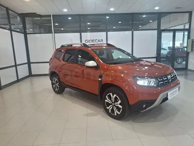 Usado Dacia Duster Comfort 130 CV (95 kW) 2022 Naranja SUV