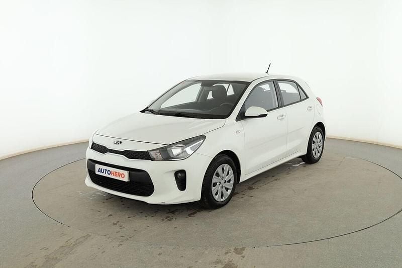 Usado Kia Rio 85 HP (62 kW) 2019 Sedan