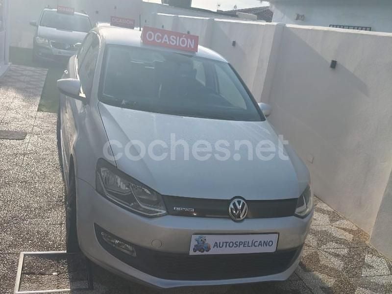 Gris / plata Usado 2014 VW Polo Berlina | 7200 € (Buen precio) - Imagen 1/4