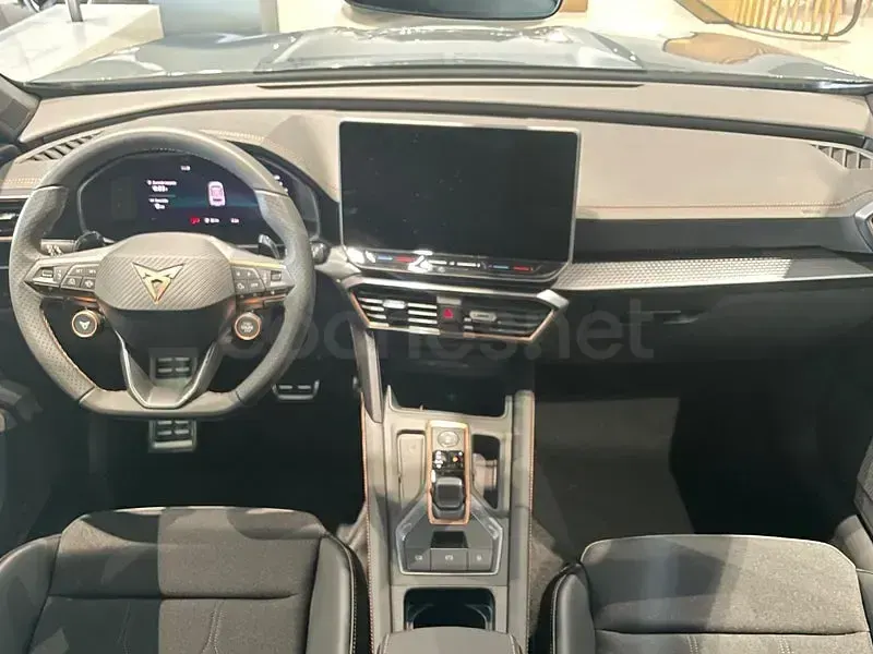 Usado Cupra Formentor 150 CV (110 kW) 2026 Gris / plata SUV