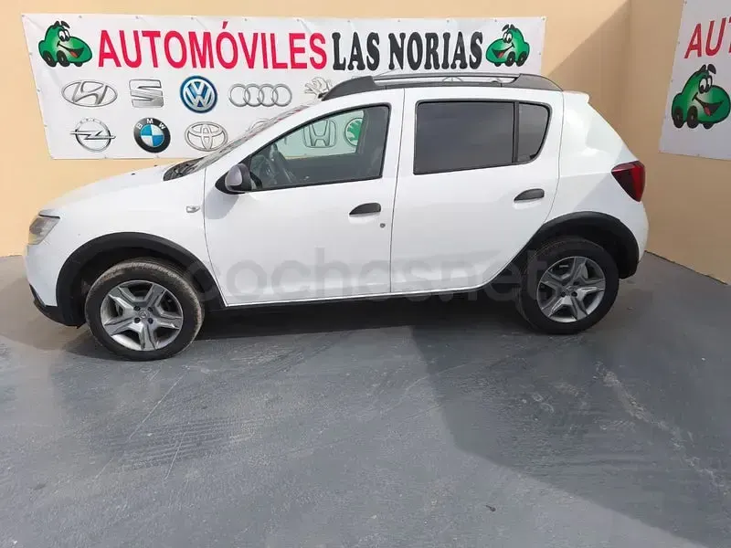 Usado Dacia Sandero Stepway Ambiance 90 CV (66 kW) 2018 Blanco Berlina