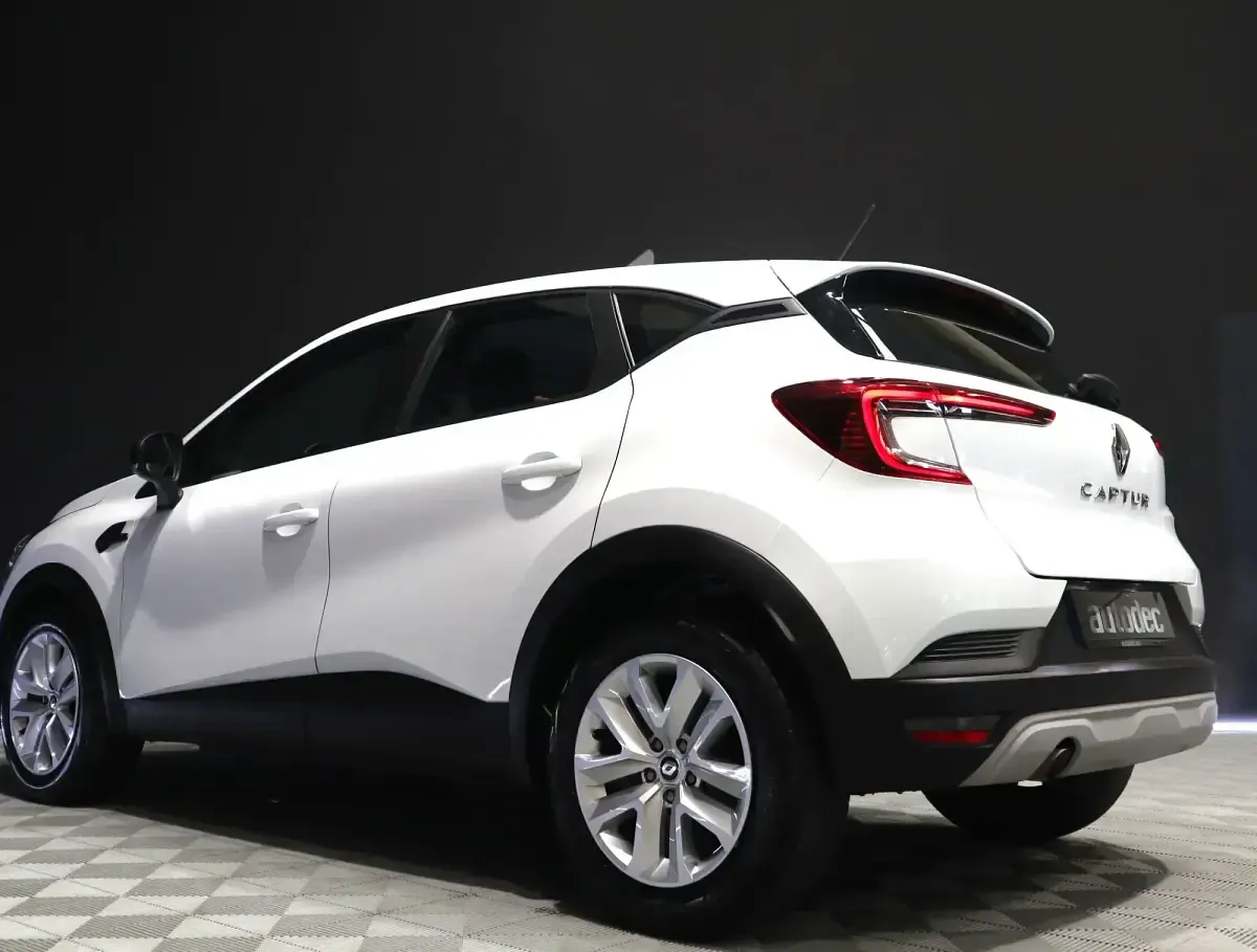 Usado Renault Captur Intens 90 CV (66 kW) 2021 Blanco SUV