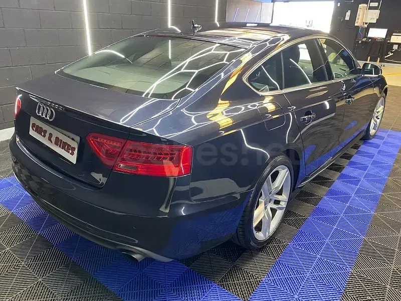 Usado Audi A5 Sportback S-Line 170 CV (125 kW) 2014 Azul Utilitario