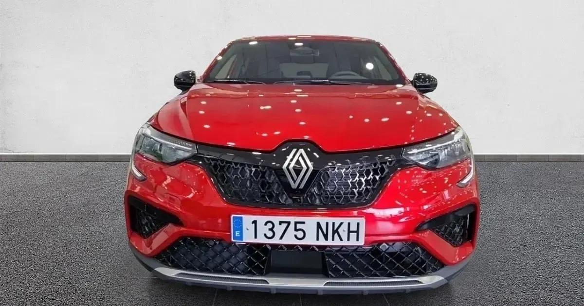 Usado Renault Arkana Techno 145 CV (106 kW) 2026 SUV