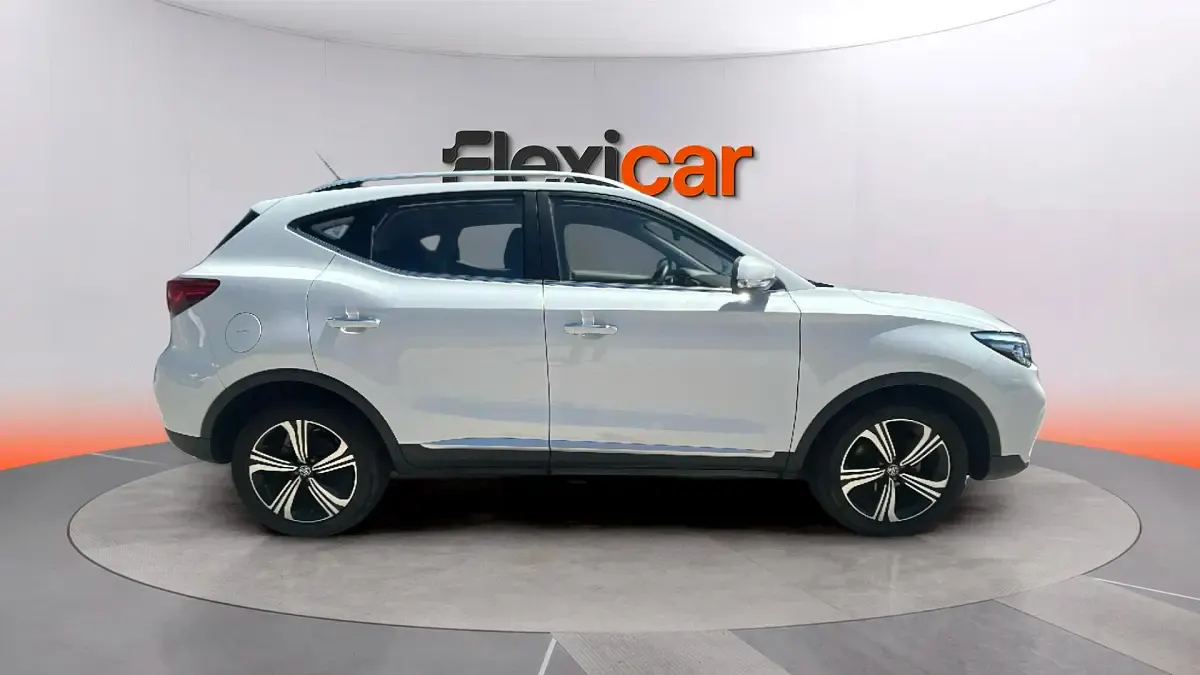 Usado MG ZS Comfort 116 CV (85 kW) 2025 Blanco SUV
