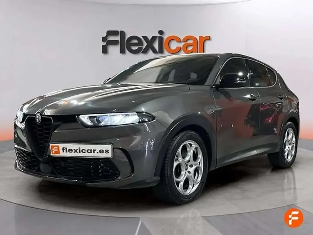 Usado Alfa Romeo Tonale Sprint 131 CV (96 kW) 2023 Gris SUV