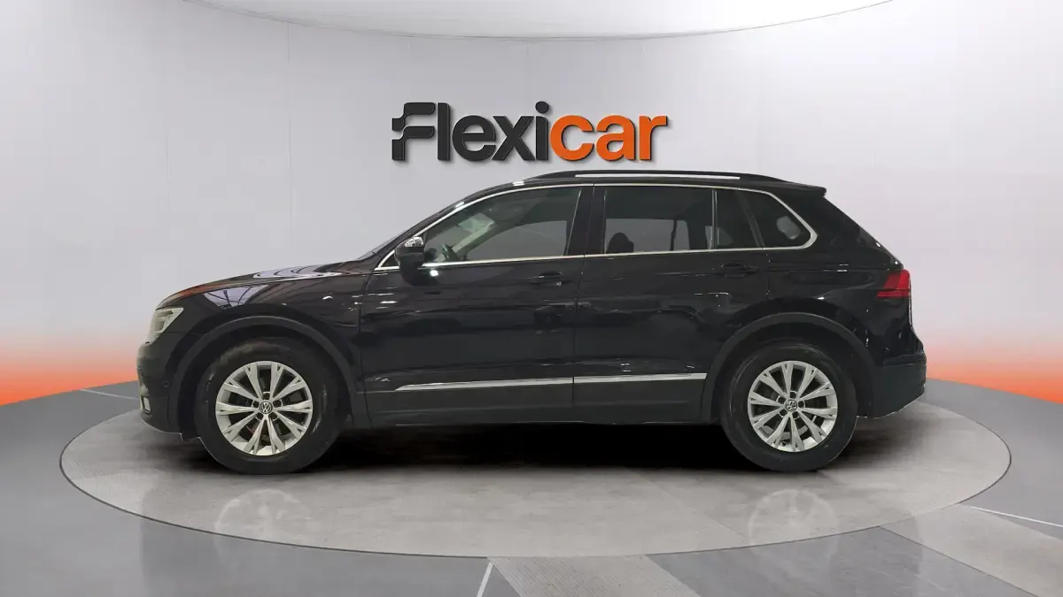 Usado VW Tiguan Sportline 150 HP (110 kW) 2019 Preto SUV
