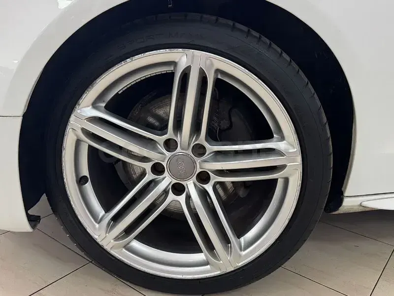 Usado Audi A5 Cabriolet Premium 211 CV (155 kW) 2009 Blanco Descapotable