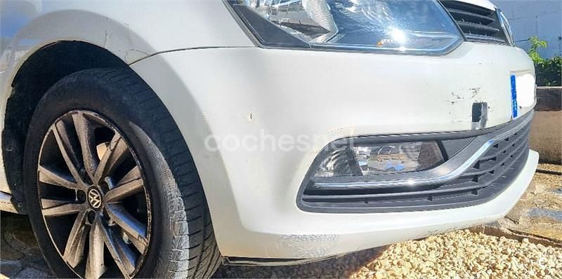 Usado VW Polo Advance 90 CV (66 kW) 2015 Blanco Berlina