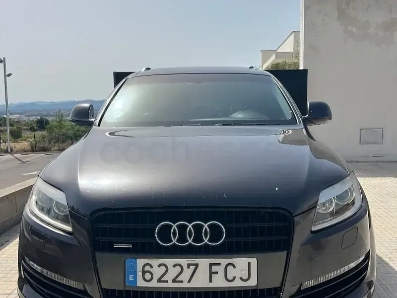 Usado Audi Q7 233 CV (171 kW) 2006 Gris / plata SUV
